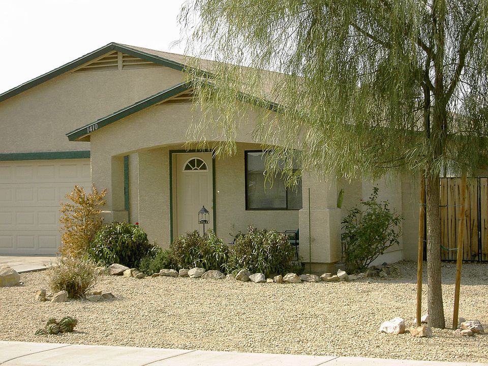 Great newer home on a quiet street!