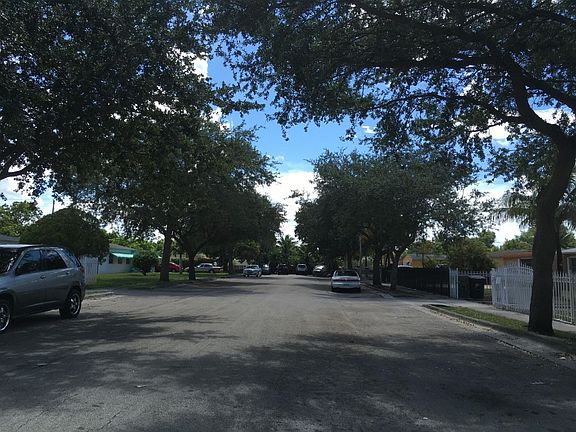 4th image of 1625 NW 130th St