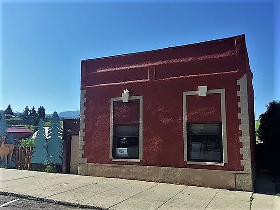2nd image of 216 W Broadway St
