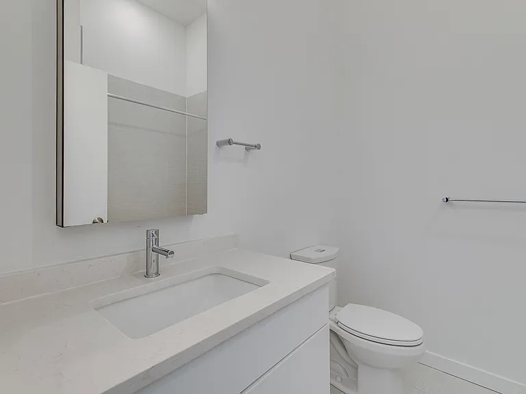 1416 Upland St — Photo 7