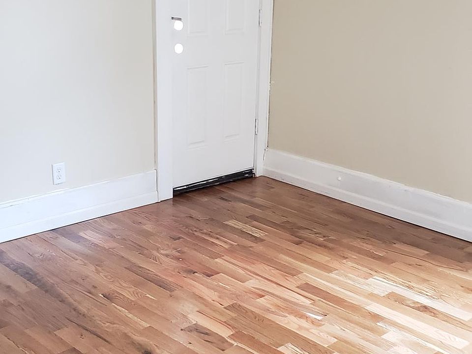 2nd image of 2969 N Pierce St