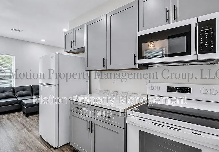 702 Carmen Ave #A1 — Photo 12