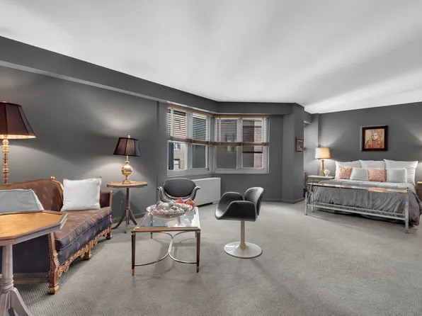 205 East 63rd Street 6A image 1 of 6