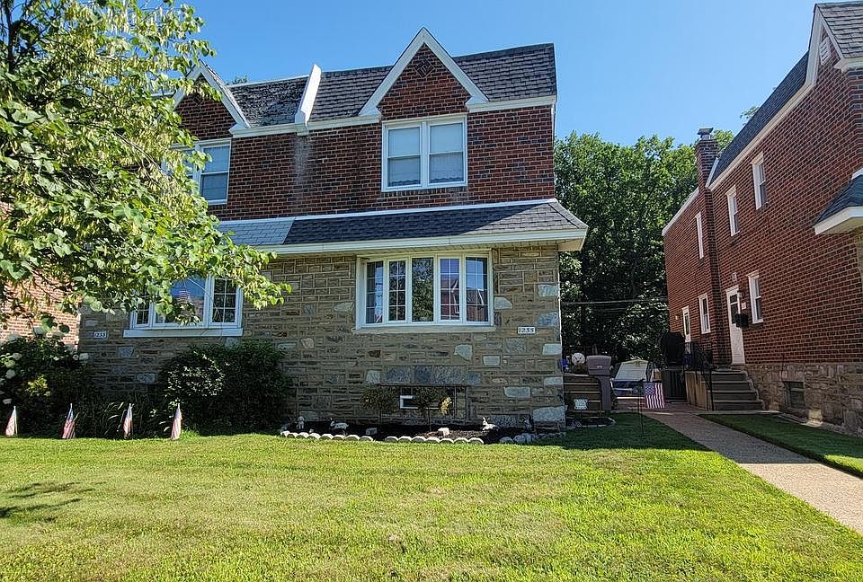 1st image of 1235 Stanwood St