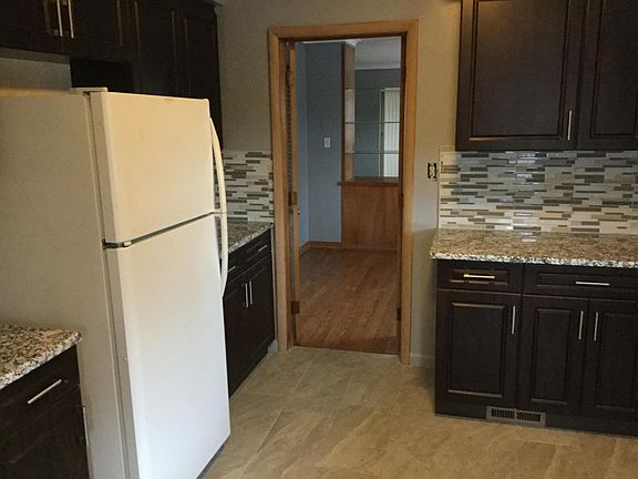 2nd image of 1551 Mason St APT 1