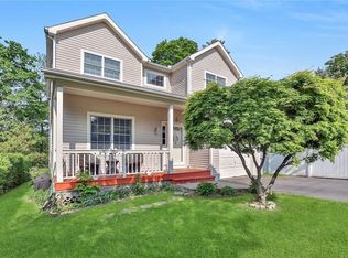 124 Edgewood Ave, Thornwood, NY 10594