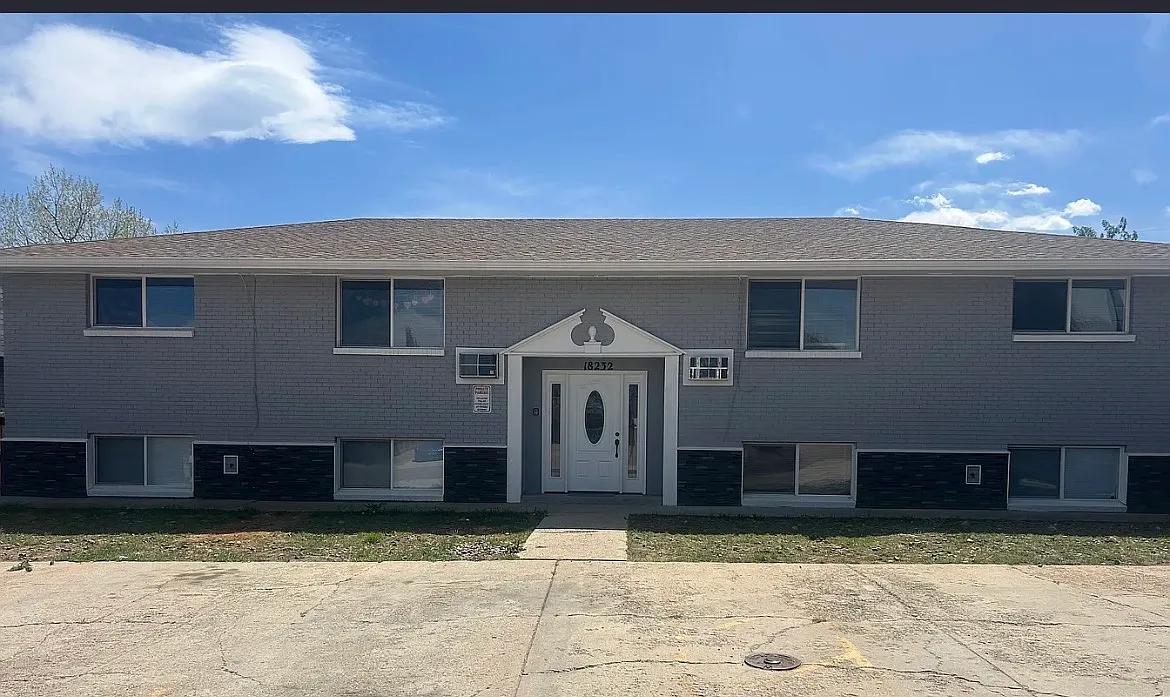 2 bed, 980 sqft, $1,750 — Photo 1