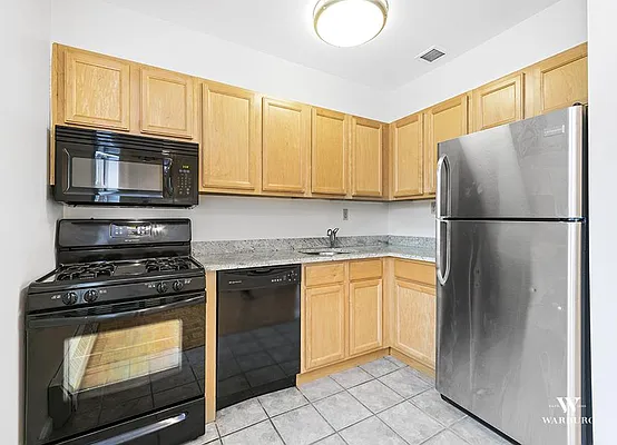 Rented by Warburg | media 5