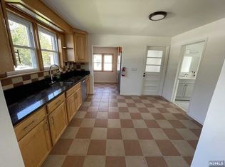 60 Westervelt Pl, Lodi, NJ 07644