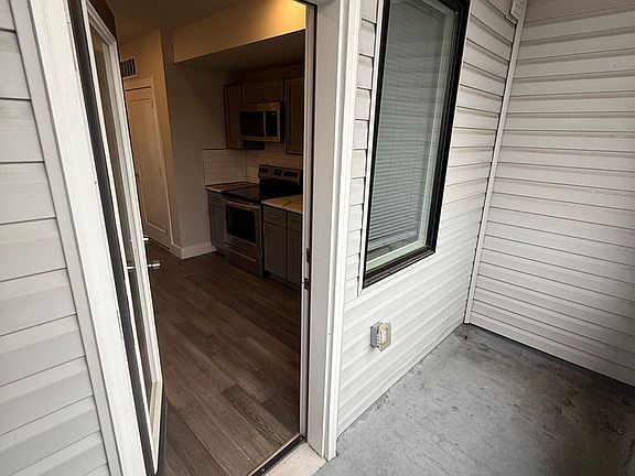 4th image of 5402 Webster St #2