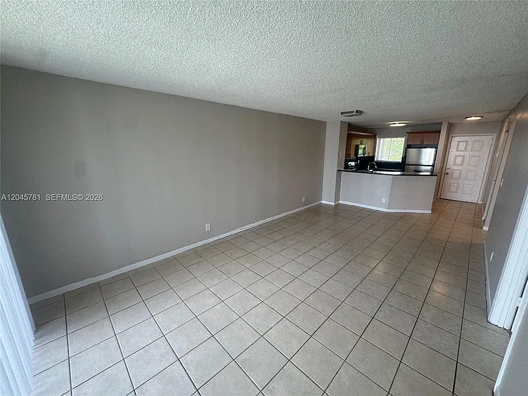 8750 N Sherman Cir #403 — Photo 7