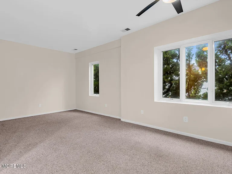 15 Garfield Ave #205 — Photo 11