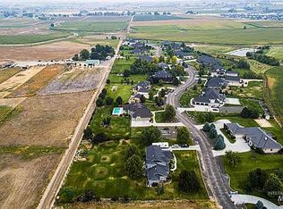 7887 S Old Farm Ln, Meridian, ID 83642