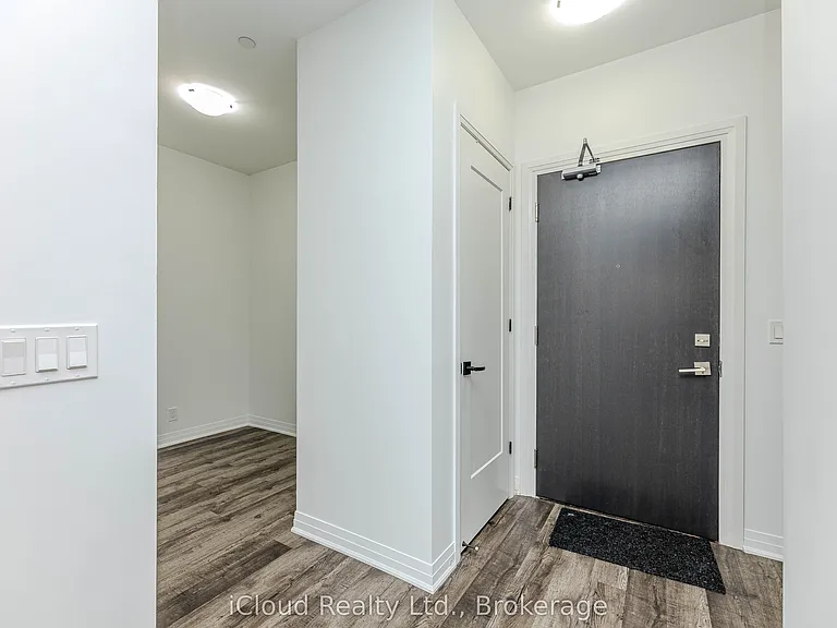 102 Grovewood Cmn #121 — Photo 34