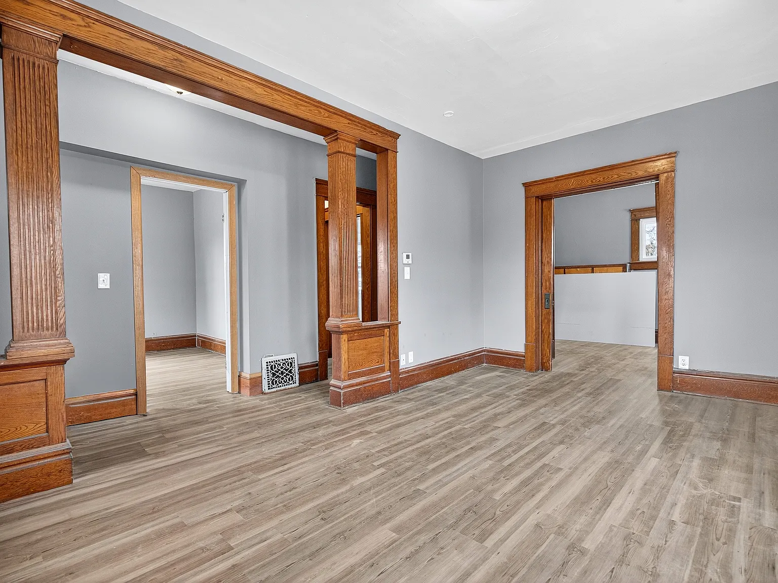 6 bed, 1758 sqft, $1,800 — Photo 3