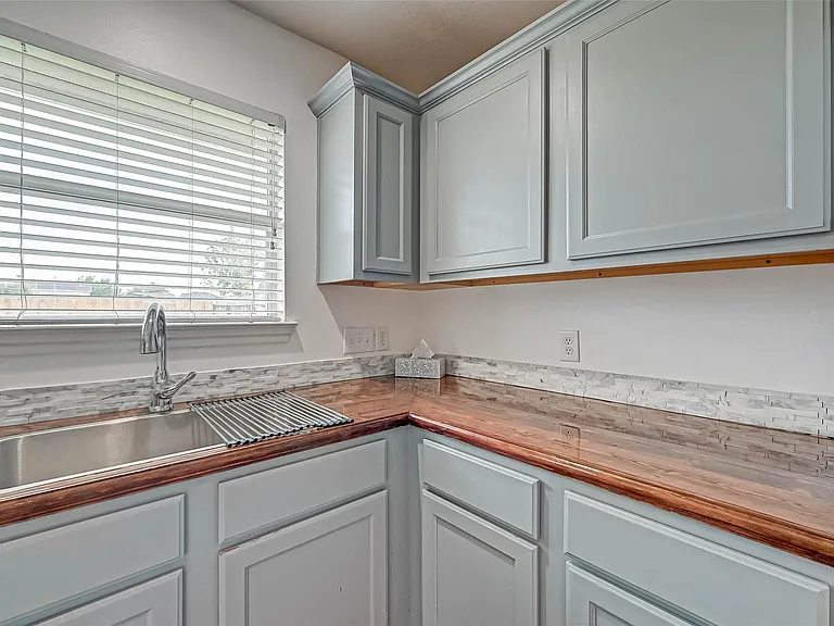 20227 Enchanted Rose Ln — Photo 22