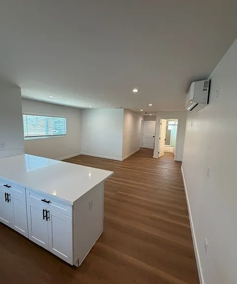 346 W 68th St #348-1/2 — Photo 3