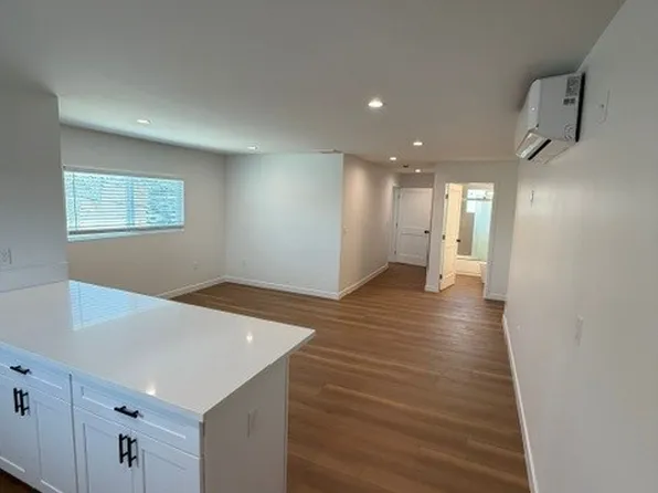346 W 68th St, Los Angeles, CA