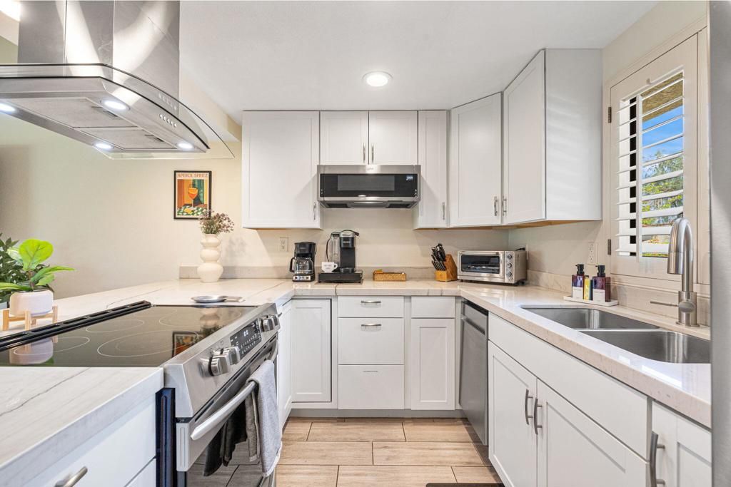 Apartment in Palm Desert, Riverside - More