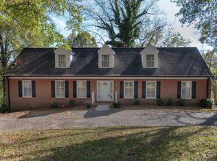 1108 Country Club Dr, Martinsville, VA 24112