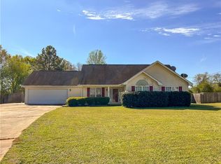 10 Pope St, Fort Mitchell, AL 36856