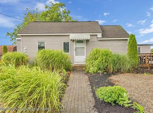 276 Alabama Ave, Toms River, NJ