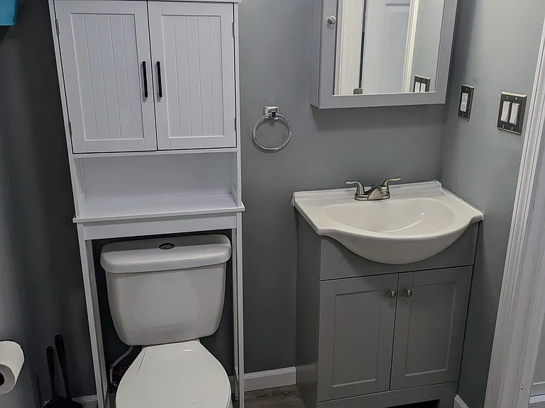 39 Queen St #1 — Photo 19