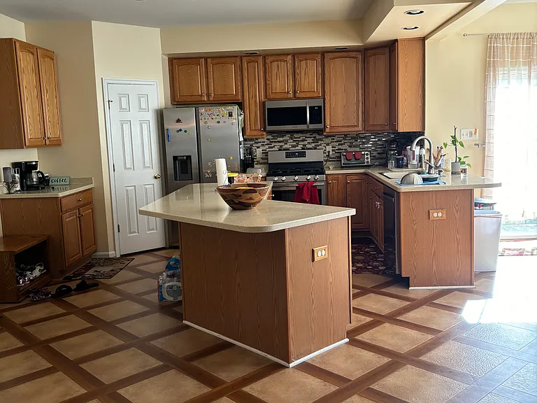 1911 Moran Dr — Photo 11