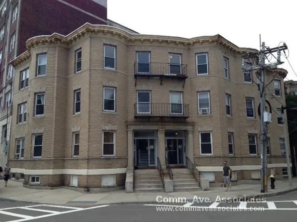 1683 Commonwealth Ave, Brighton, MA