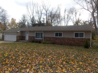 25055 W Ten Mile Rd, Southfield, MI 48033