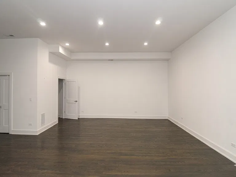 1474 N Milwaukee Ave #2F — Photo 13