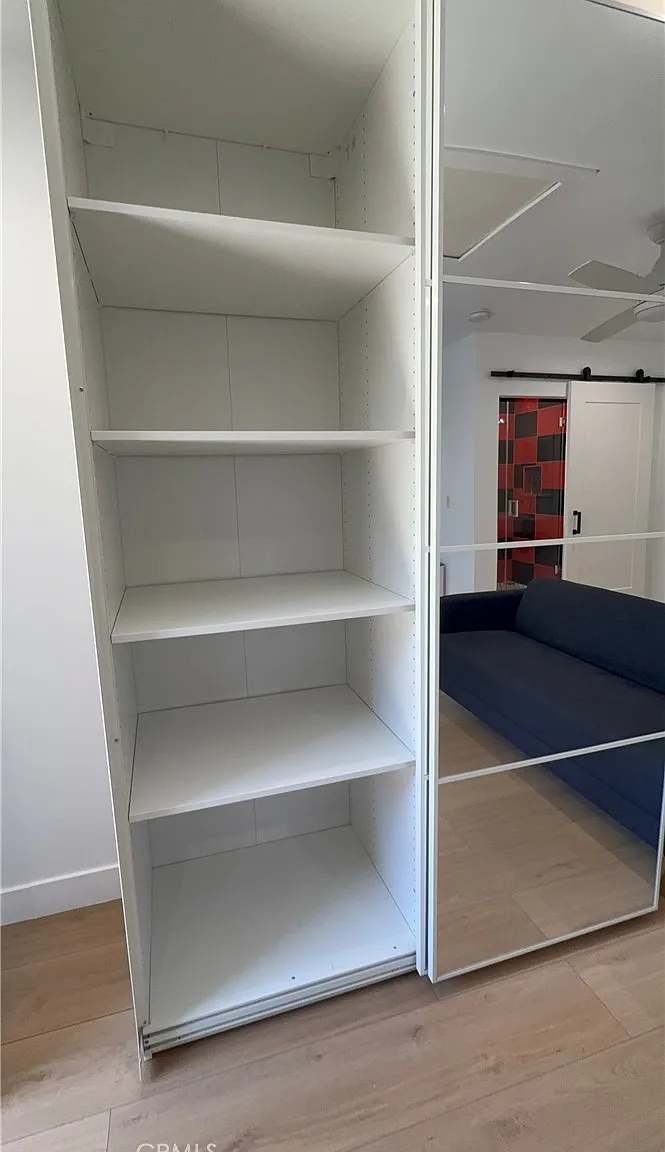 Studio, 400 sqft, $1,795 — Photo 4