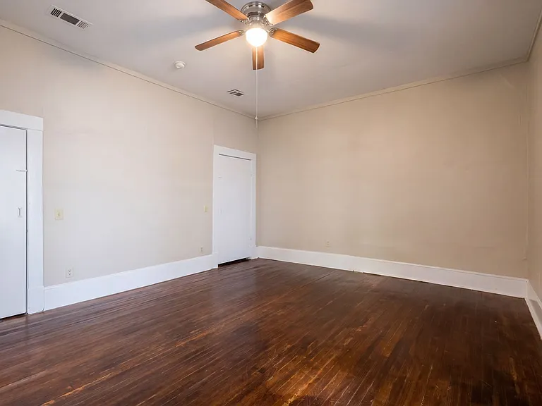 1544 Gilbert Dr — Photo 14