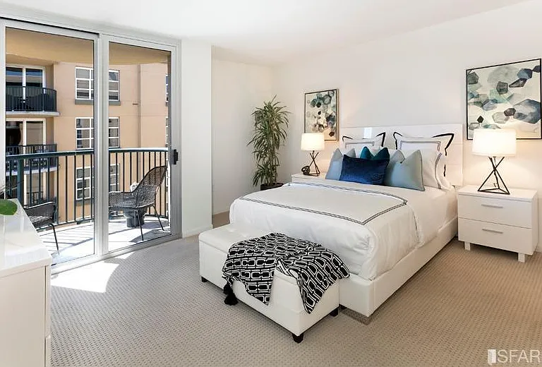 1800 Washington St #411 — Photo 8