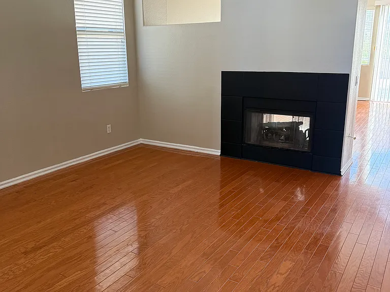 24164 Troyes Ln — Photo 4