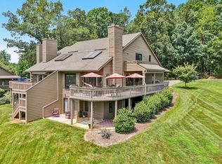 206 Monoacan Trl, Huddleston, VA