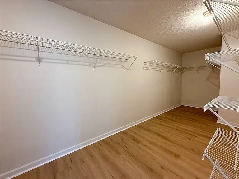 1570 Swan Valley Ct — Photo 31
