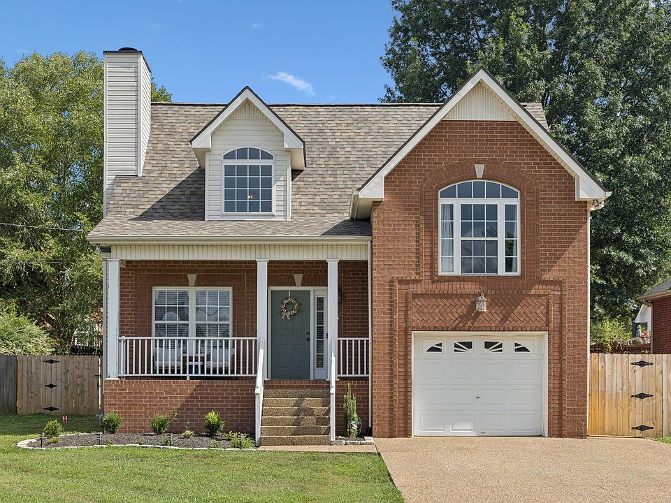 1st image of 308 Lone Oak Dr