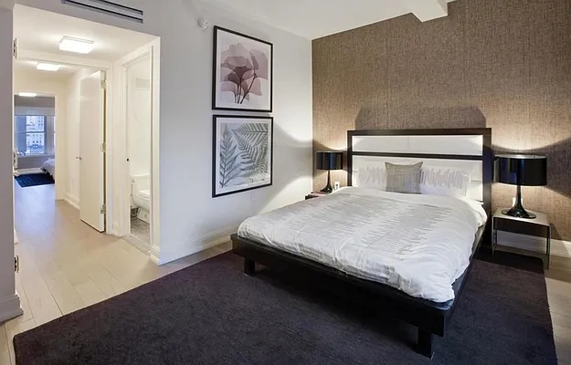 Rented by Arwell Realty | media 23