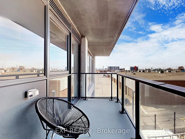 36 Zorra St #330 — Photo 38