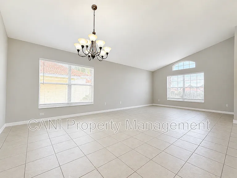 139 Hypolita Ave — Photo 4