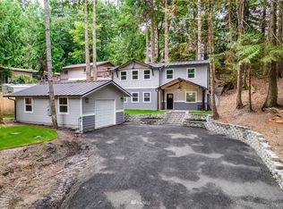 2037 Island Dr NW, Olympia, WA 98502