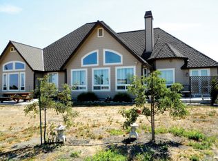 1752 Shore Rd, Hollister, CA 95023