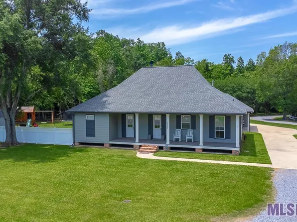 2889 Laurel Pointe Dr, Blanks, LA 70756