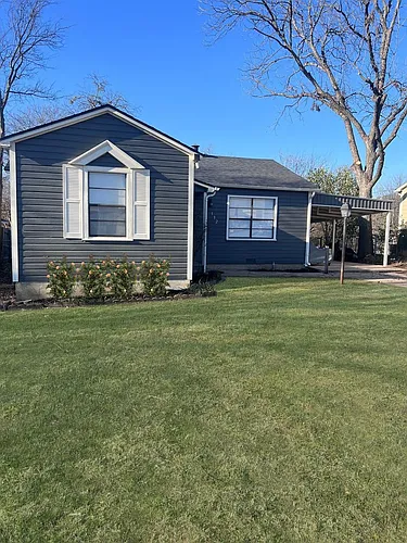 132 SE Tarrant Ave Photo 1