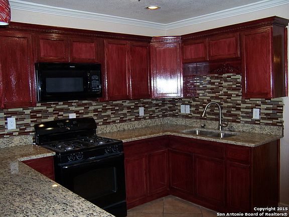 5th image of 7182 Hickory Grove Dr