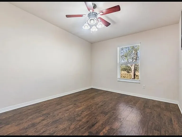 973 Aussi Ct — Photo 12