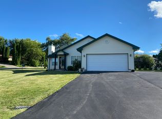 313 Talladega Dr SW, Poplar Grove, IL 61065