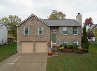 1719 Deer Run Dr, Burlington, KY 41005
