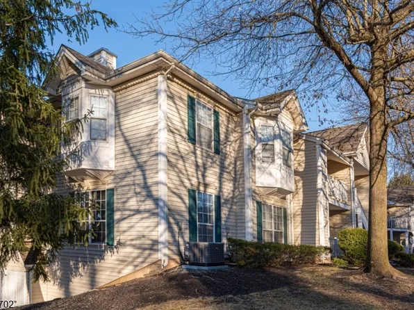 113 Sapphire Ln, Franklin Twp., NJ 08823